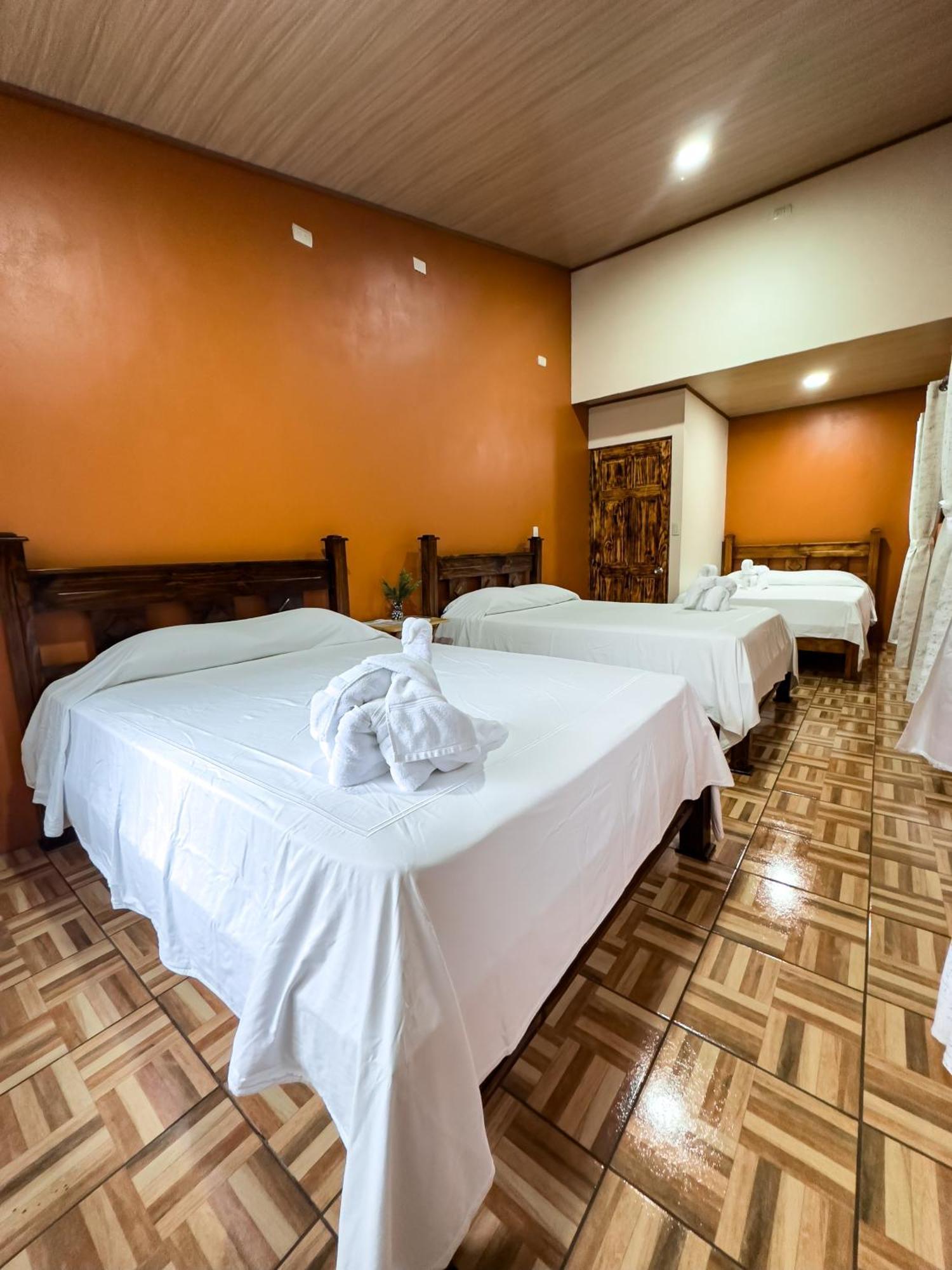 Cabañas Río Escondido en La Fortuna Exterior foto